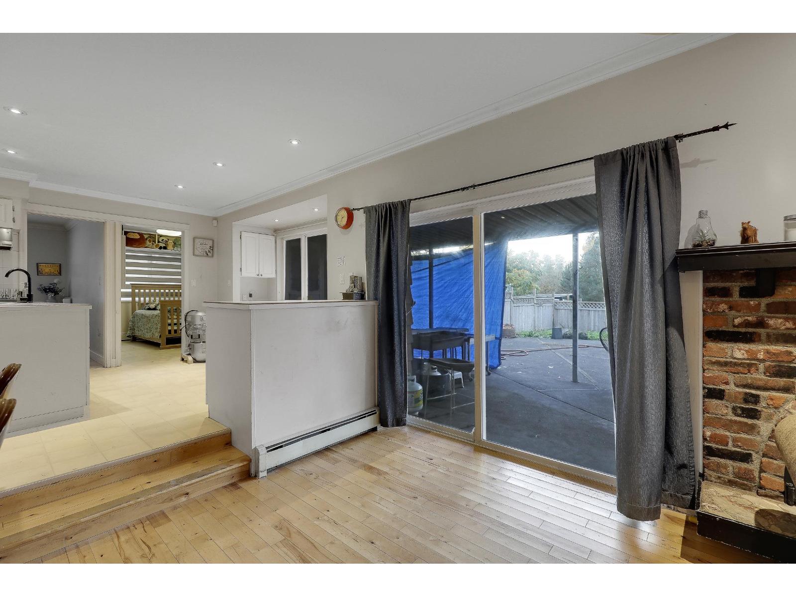 7913 192 Street Property Photo 11
