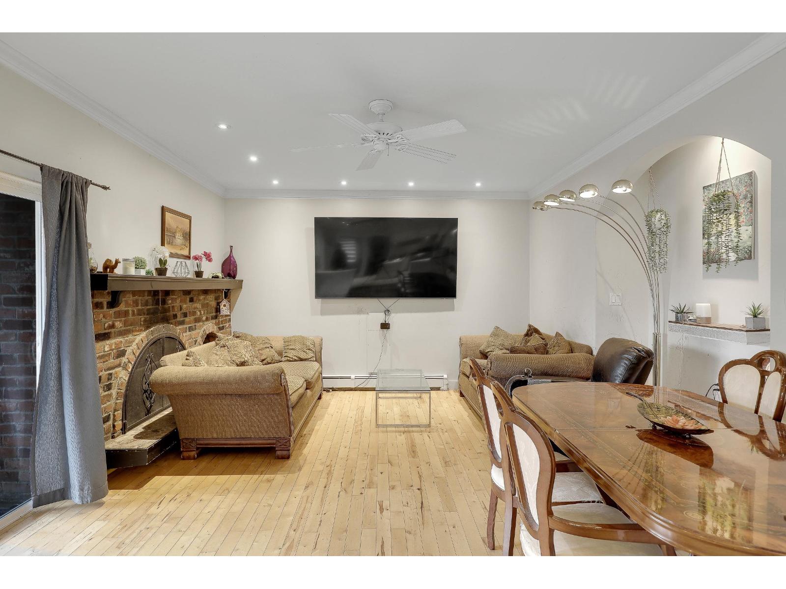 7913 192 Street Property Photo 13