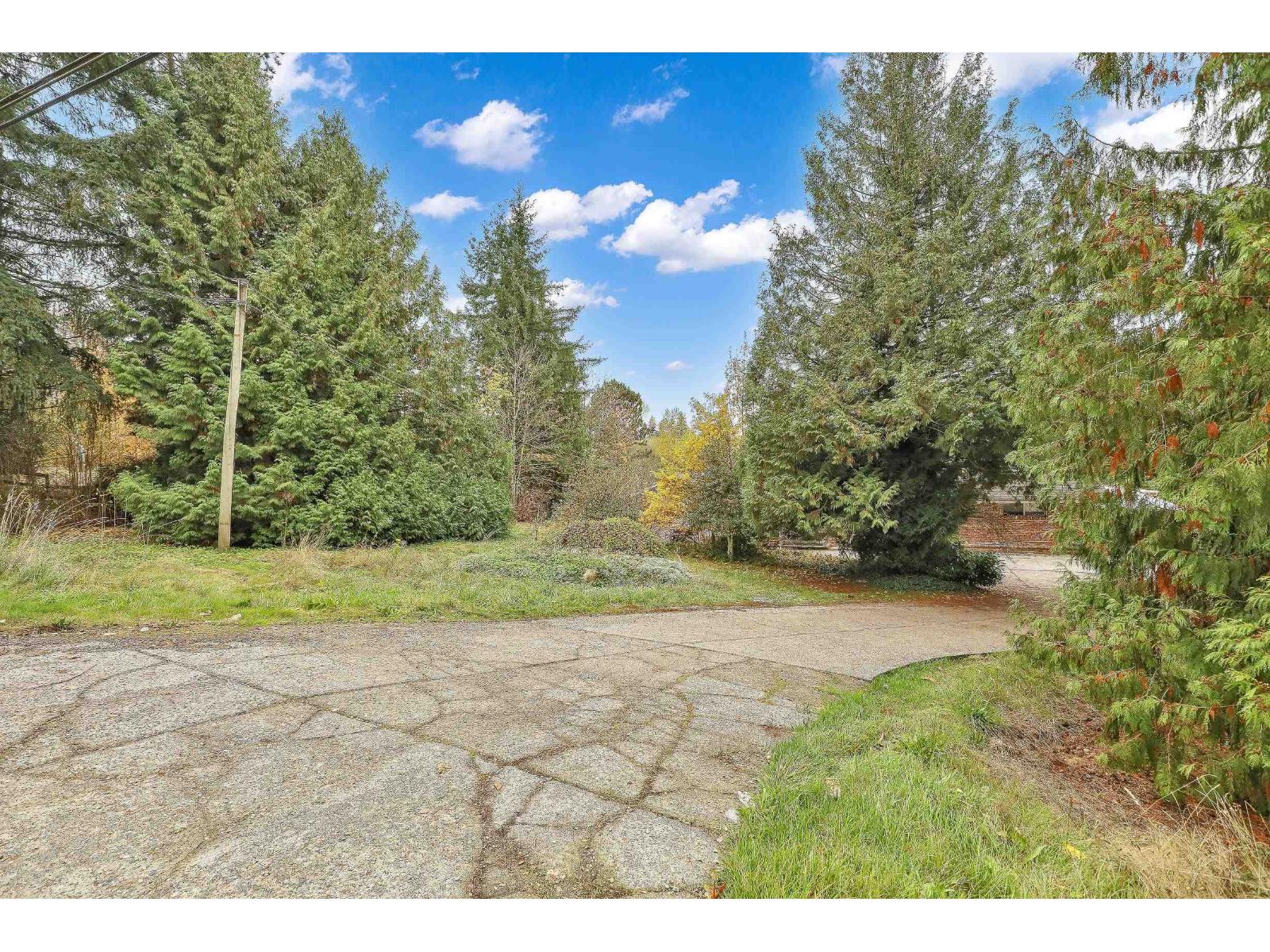 7913 192 Street Property Photo 23