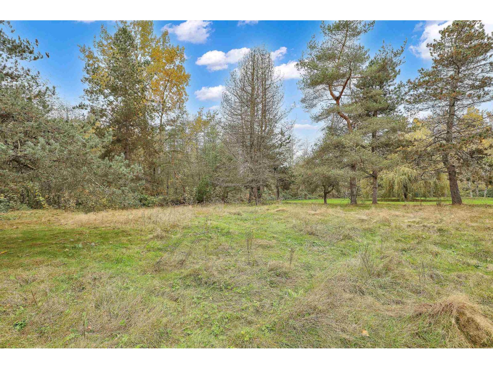 7913 192 Street Property Photo 27