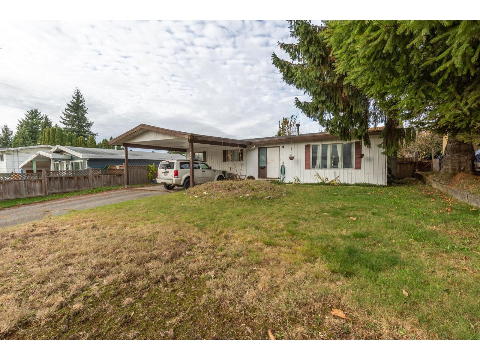 32633 Marshall Road Property Photo 3