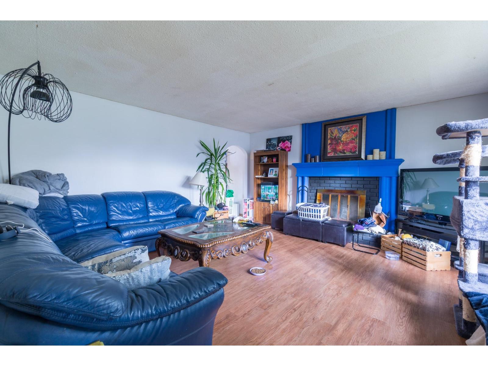 32633 Marshall Road Property Photo 5