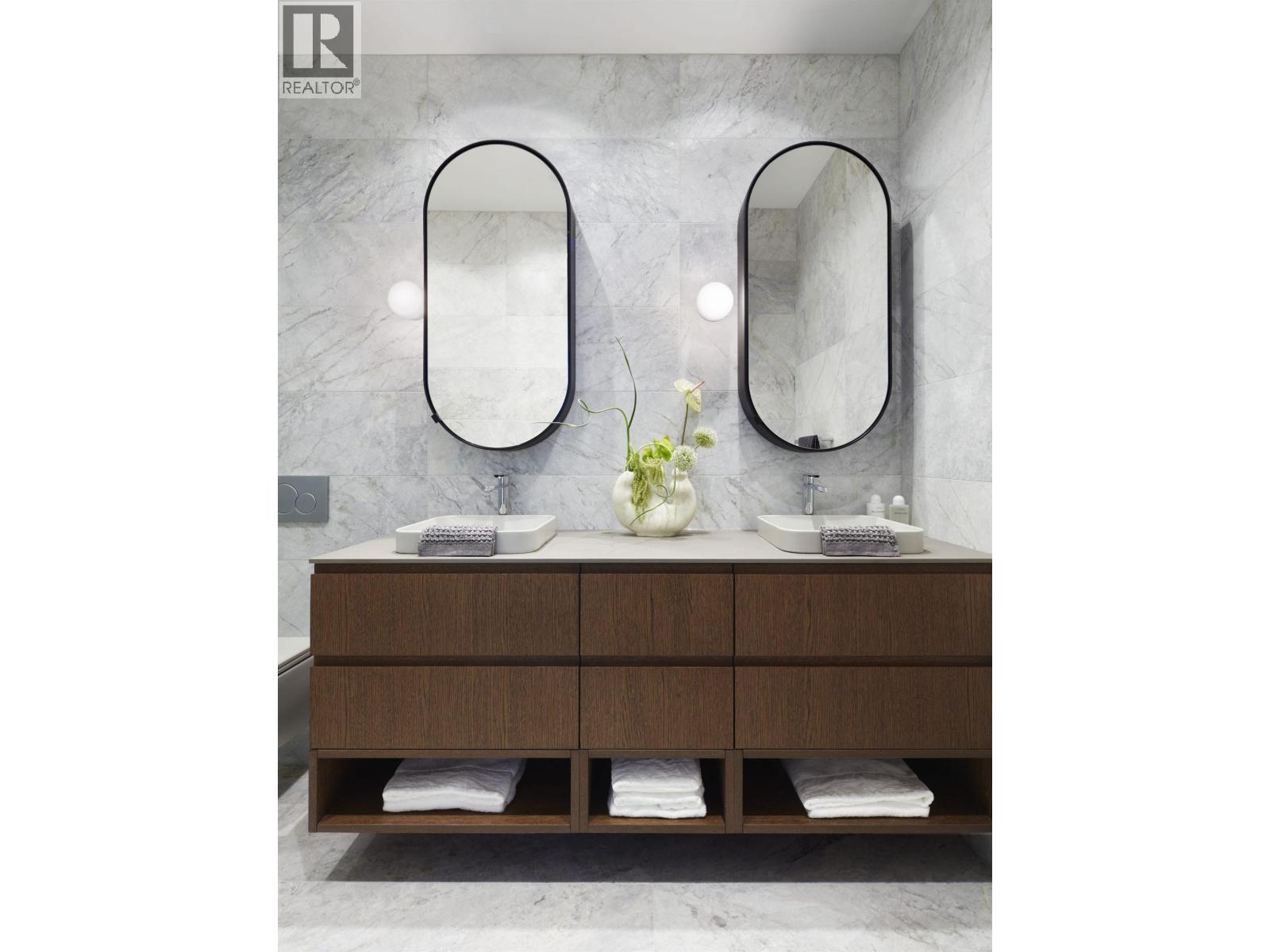 2206 1277 Hornby Street Property Photo 12