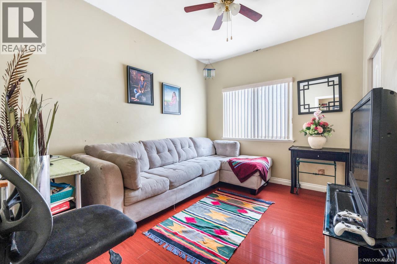 475 Se Marine Drive Property Photo 15