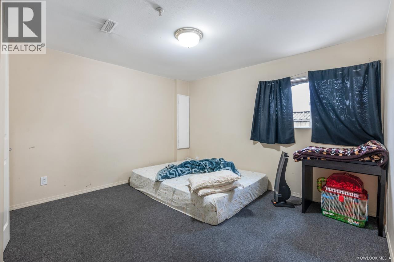 475 Se Marine Drive Property Photo 23