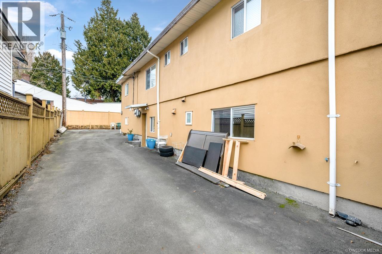 475 Se Marine Drive Property Photo 28