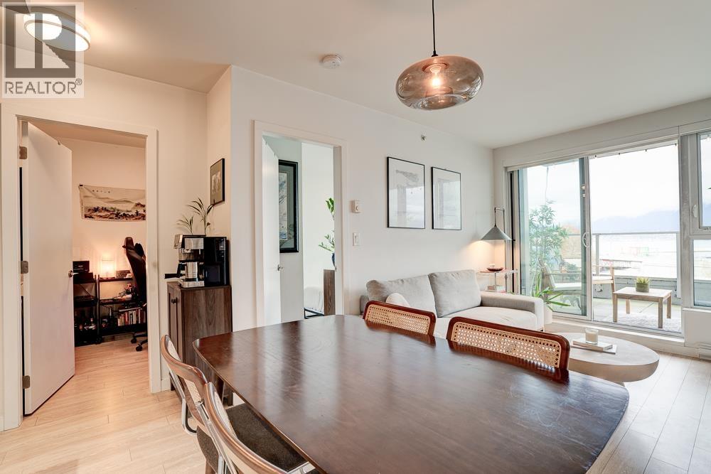 201 983 E Hastings Street Property Photo 7