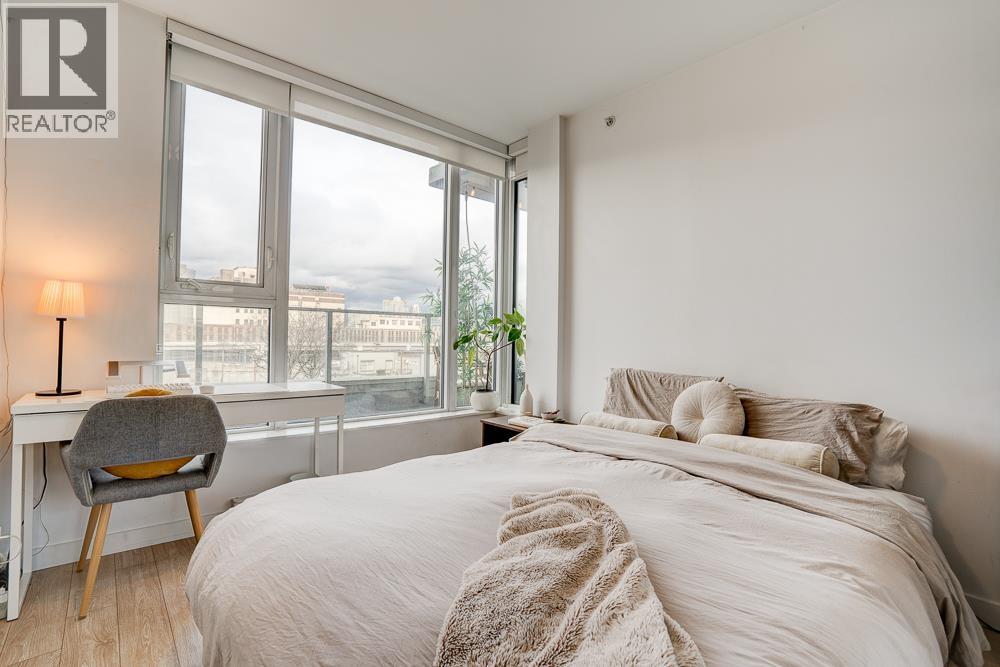 201 983 E Hastings Street Property Photo 17