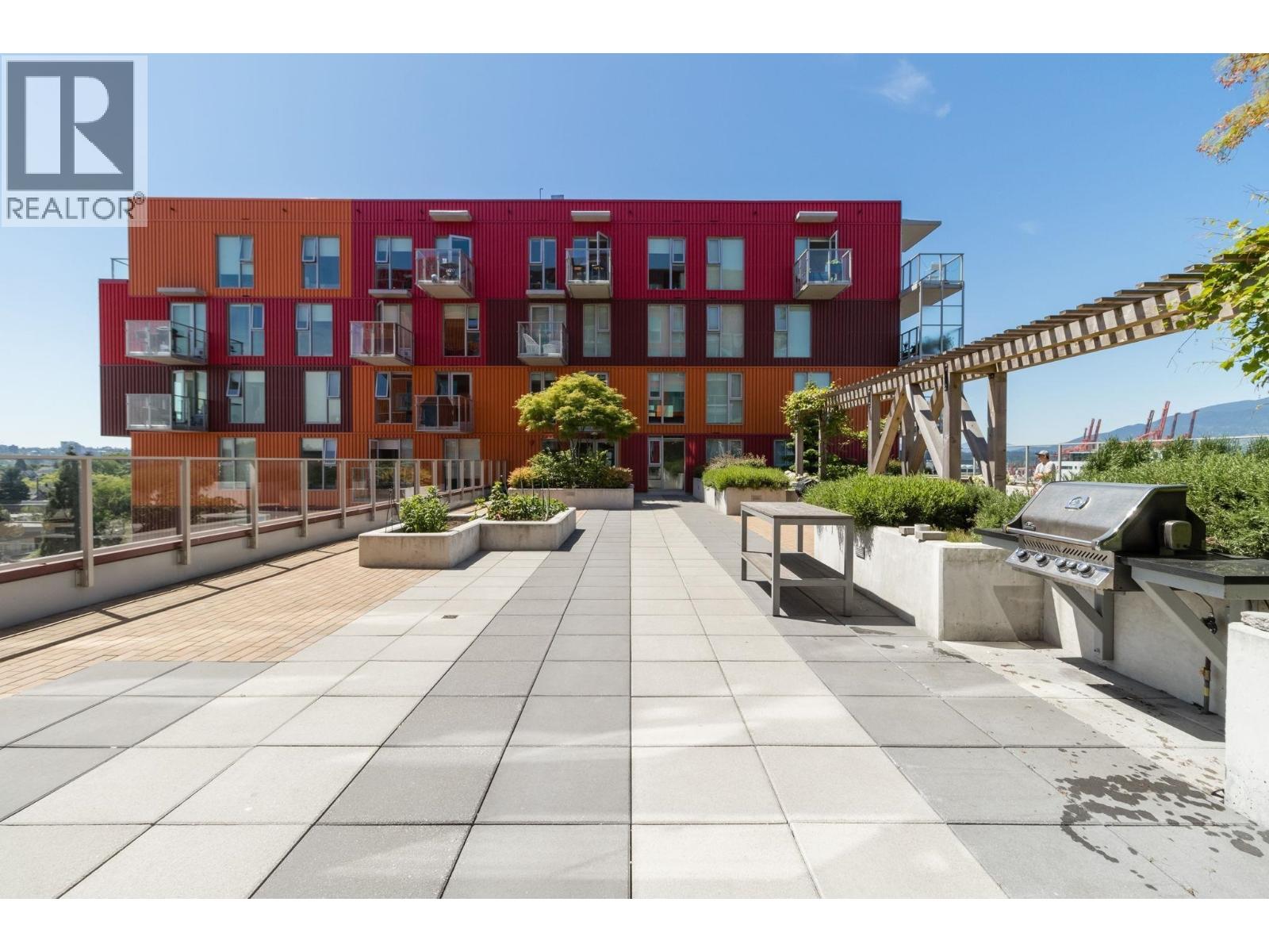 201 983 E Hastings Street Property Photo 32