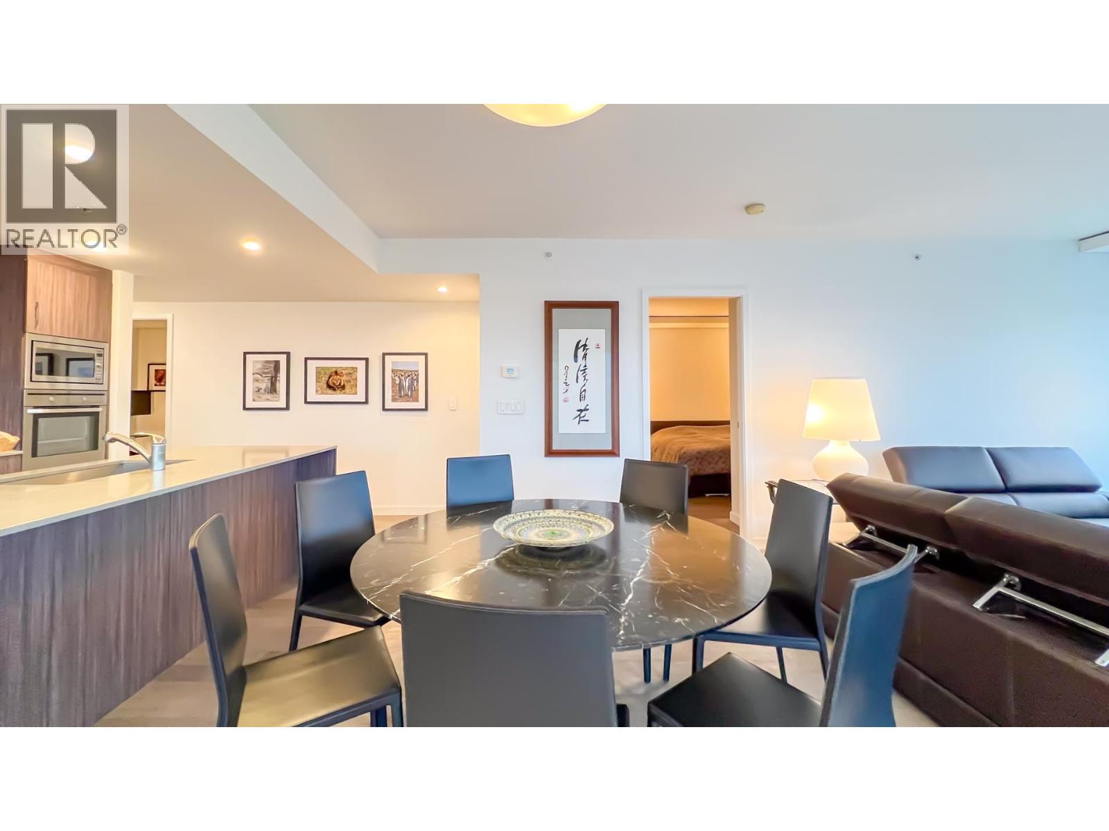 1801 2411 Heather Street Property Photo 10