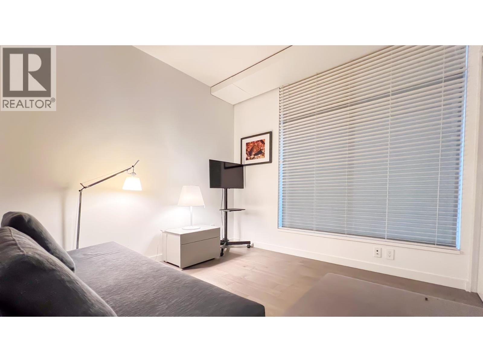 1801 2411 Heather Street Property Photo 21