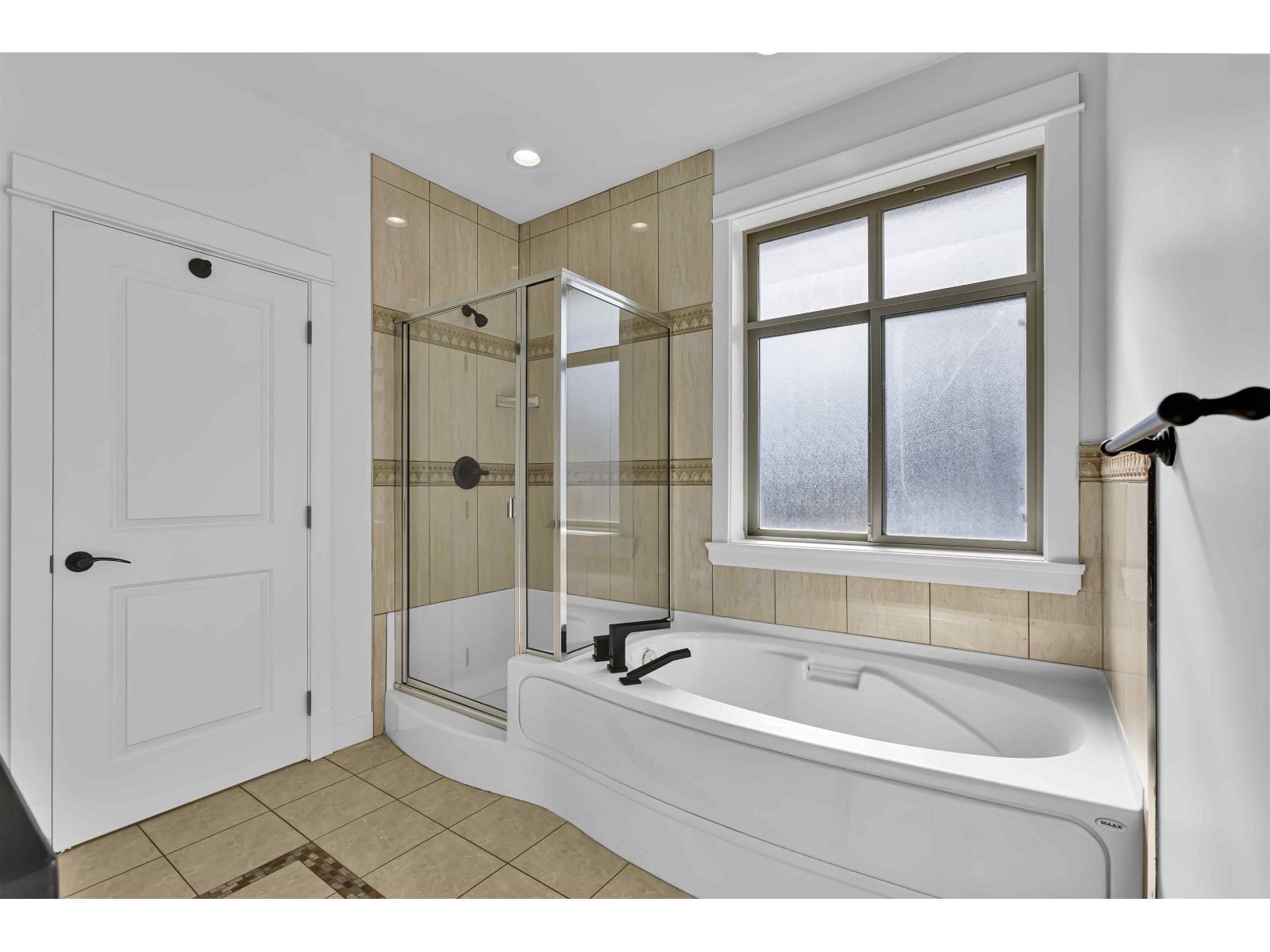 14636 36a Avenue Property Photo 11