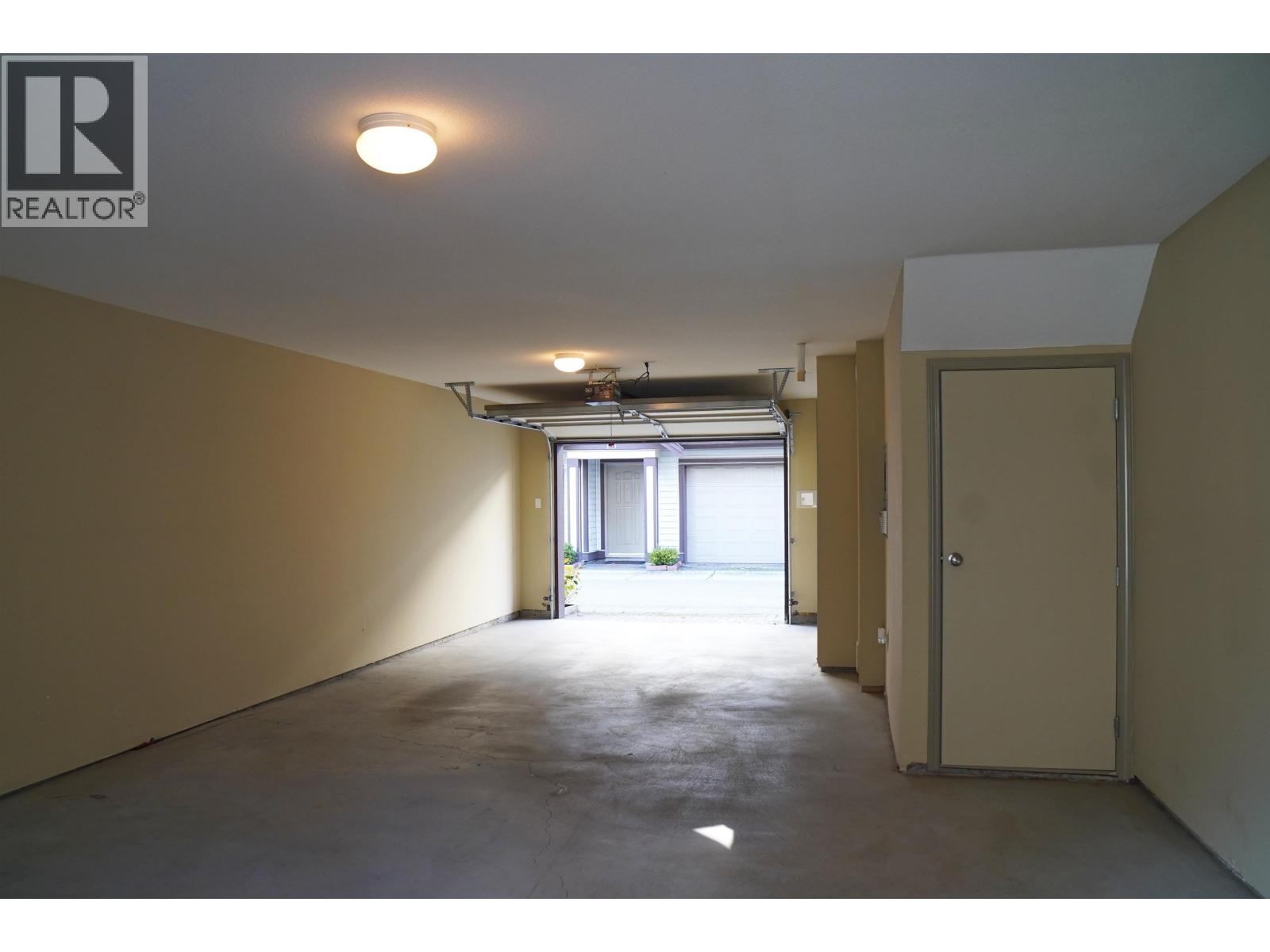 8 7700 Abercrombie Drive Property Photo 23