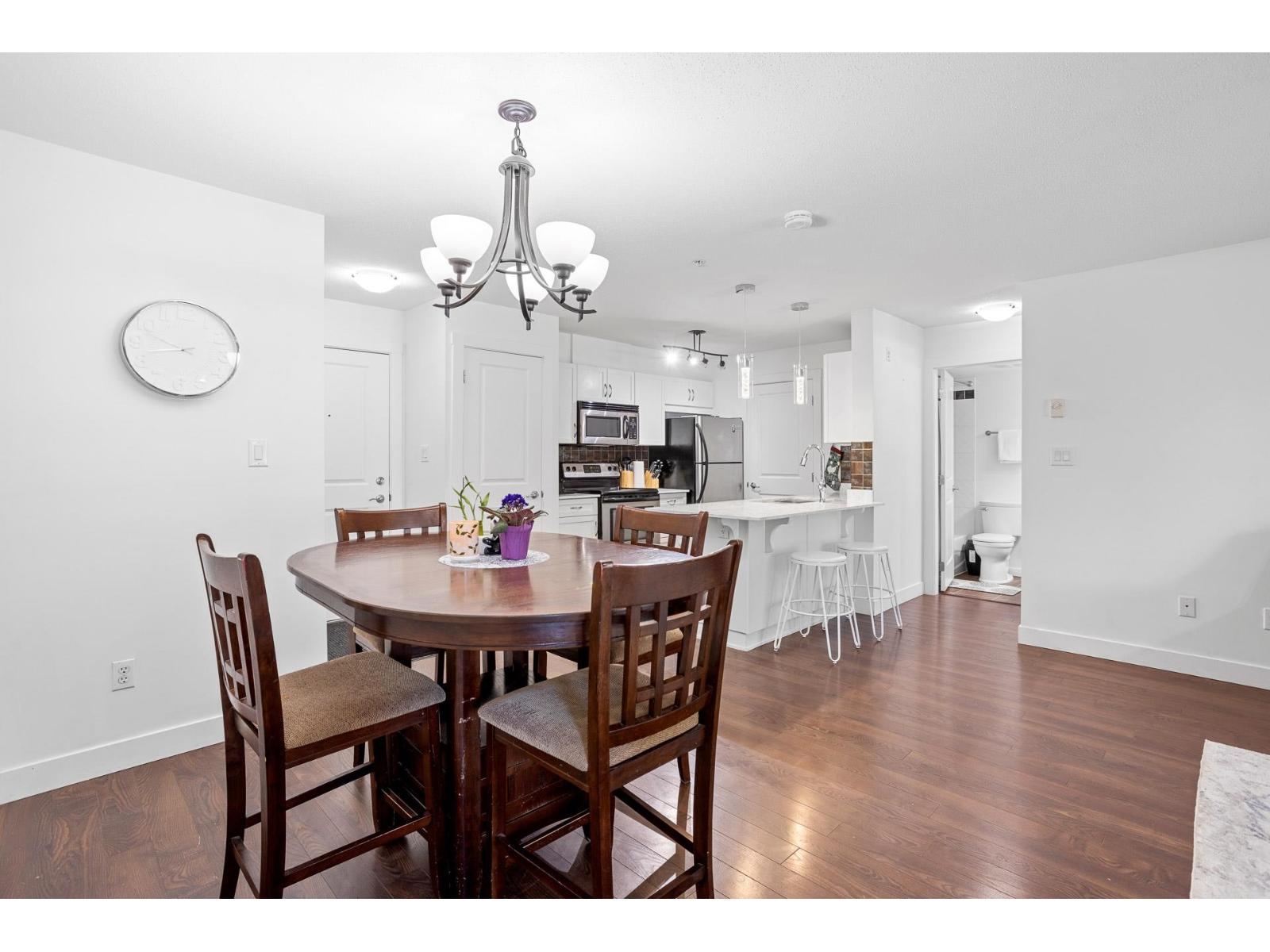 107 2038 Sandalwood Crescent Property Photo 16