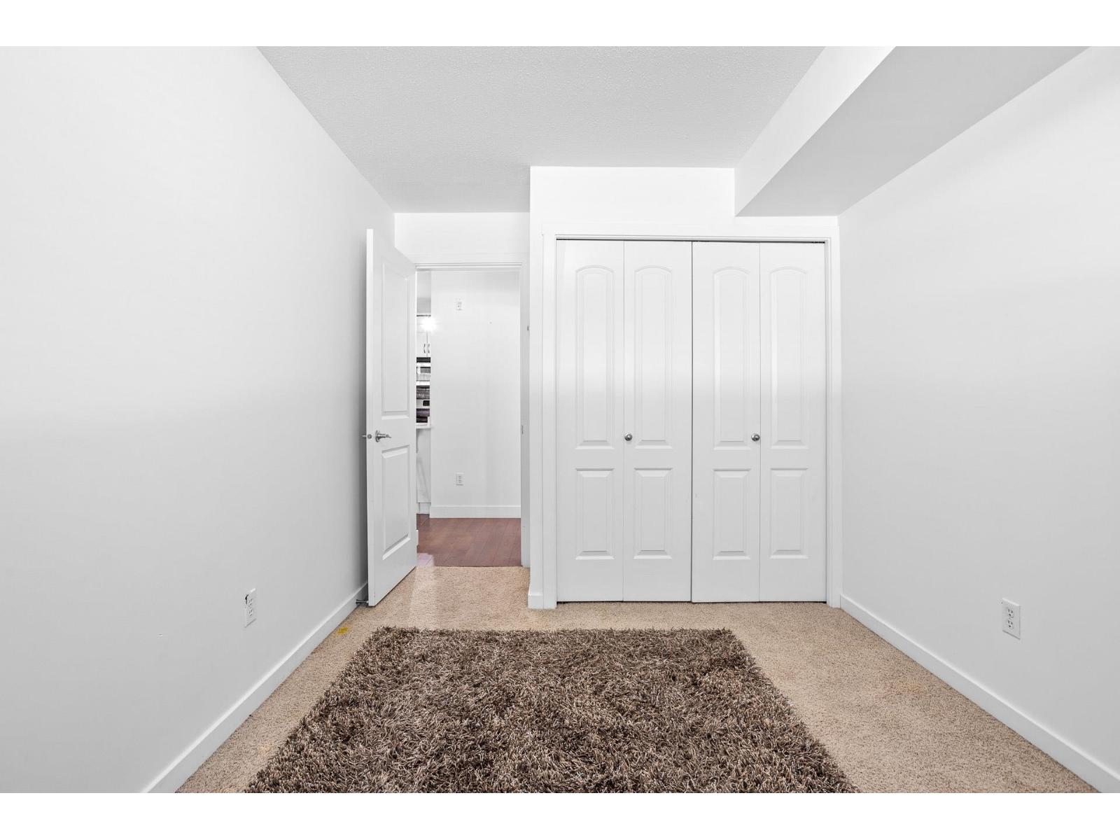 107 2038 Sandalwood Crescent Property Photo 23