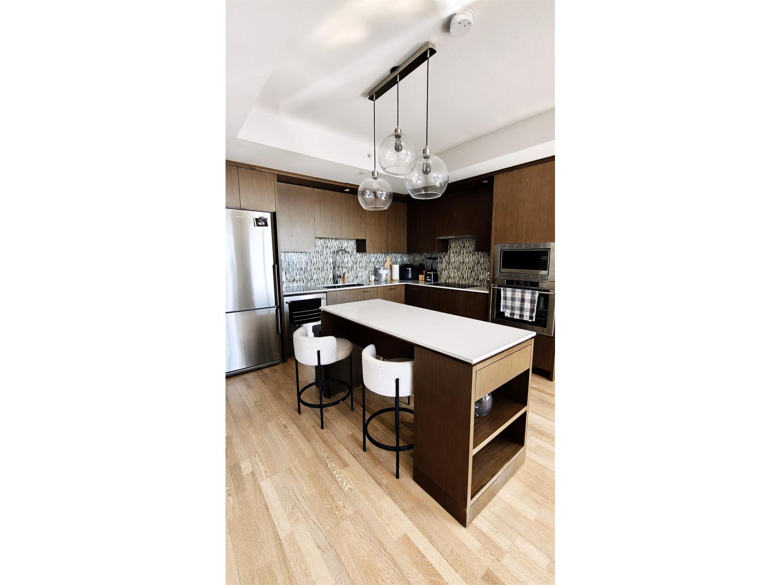 4908 13495 Central Avenue Property Photo 15