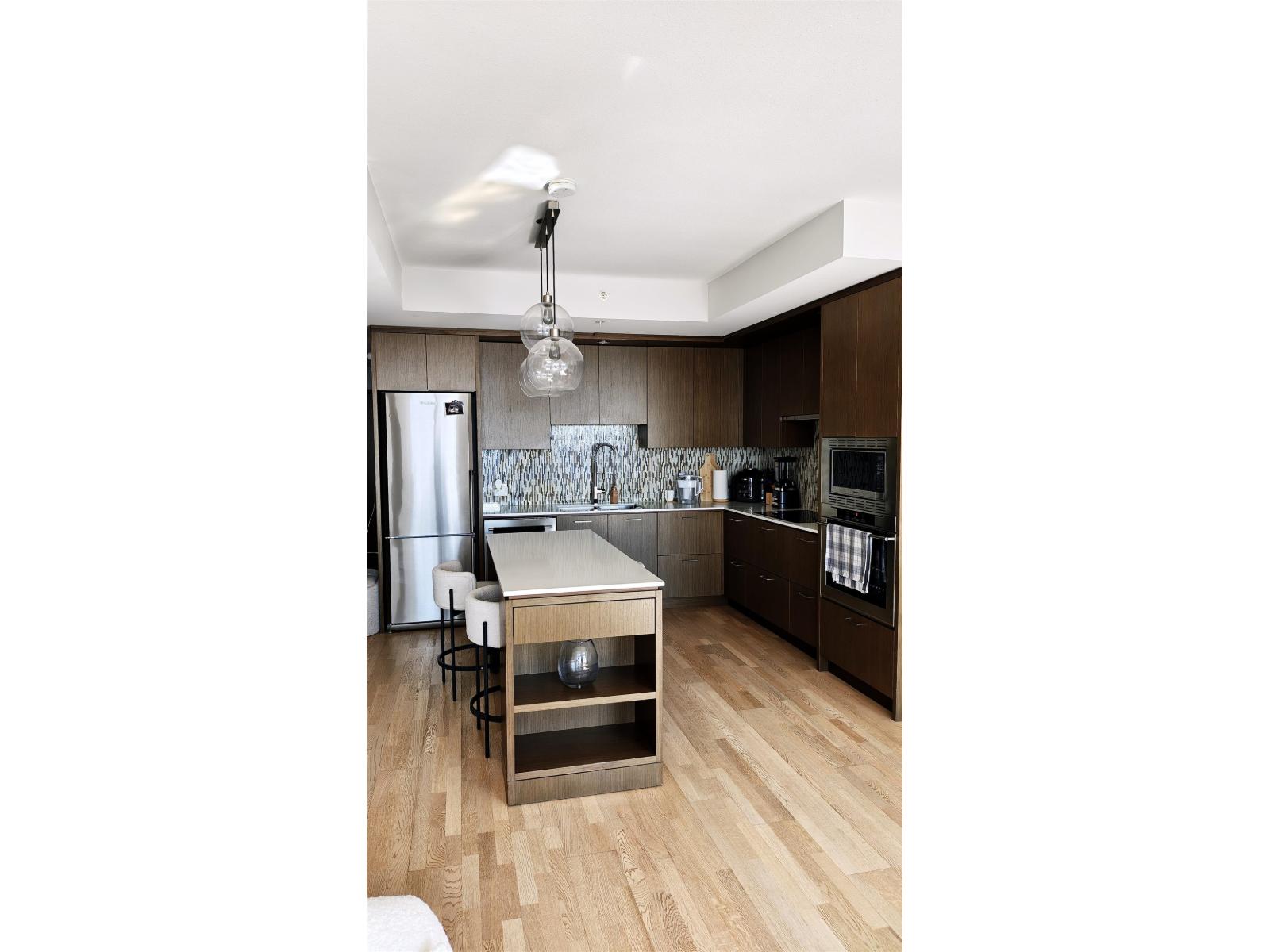 4908 13495 Central Avenue Property Photo 16