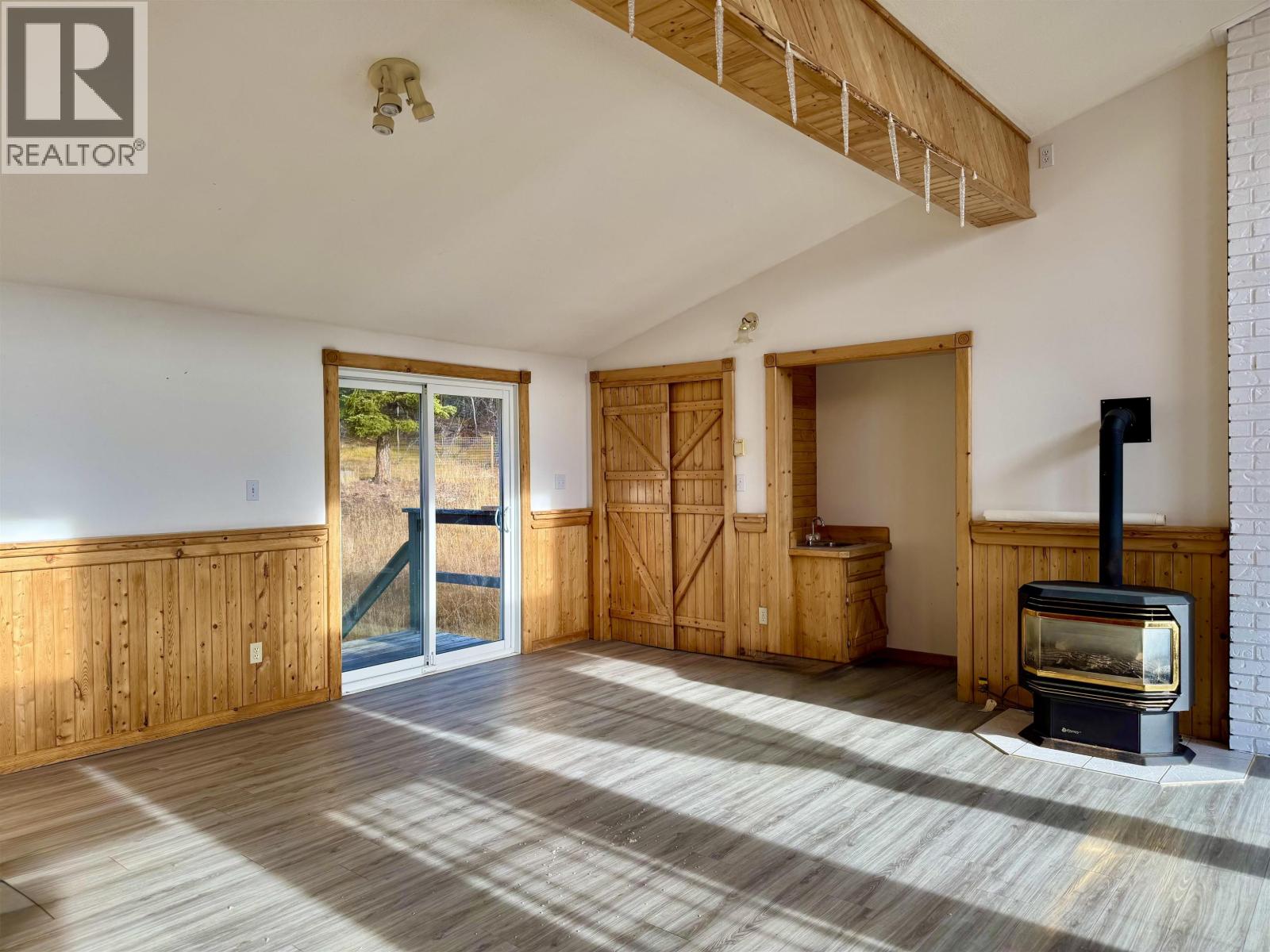 2659 Rose Drive Property Photo 8