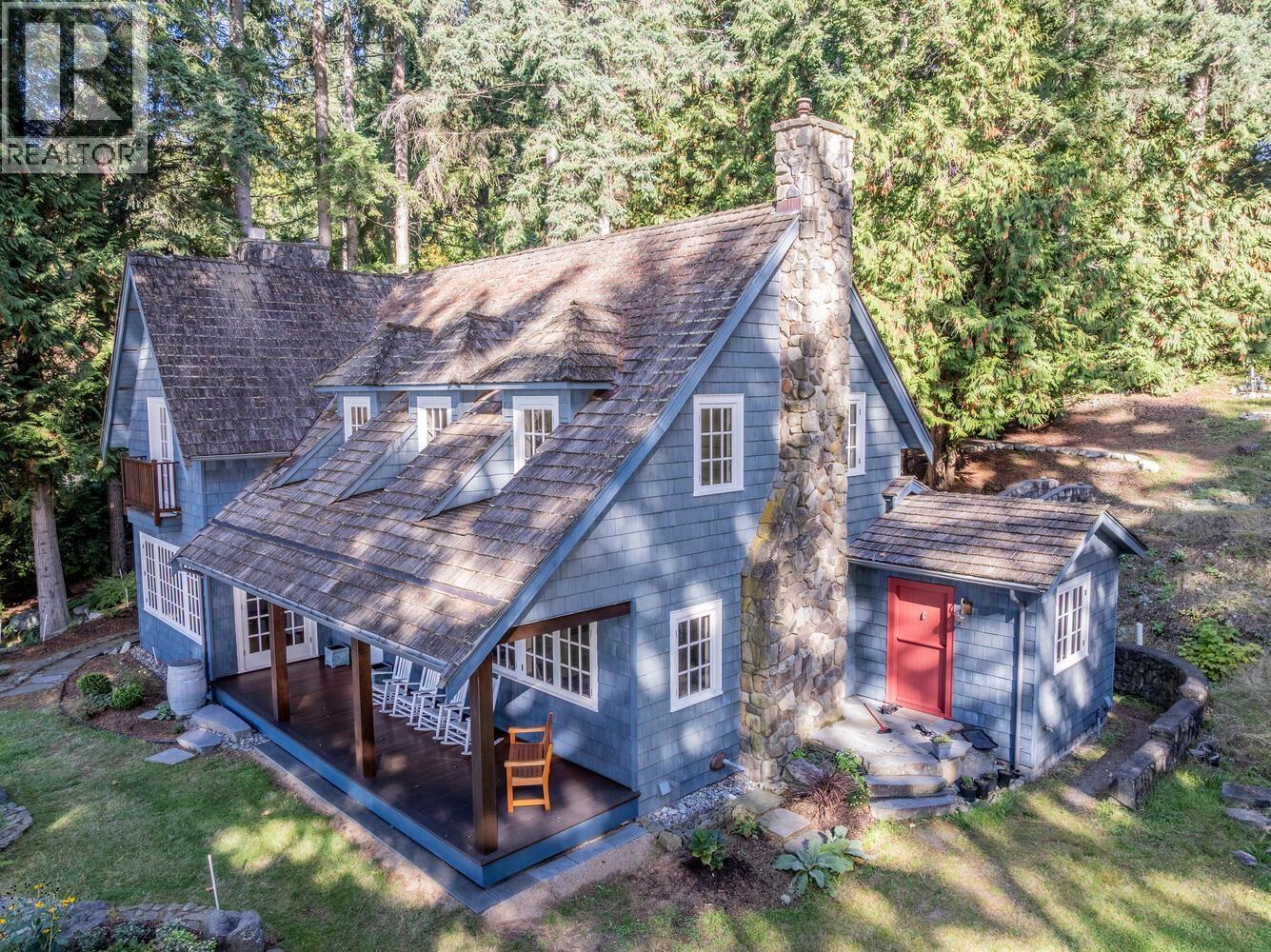 1289 Gower Point Road Property Photo 4