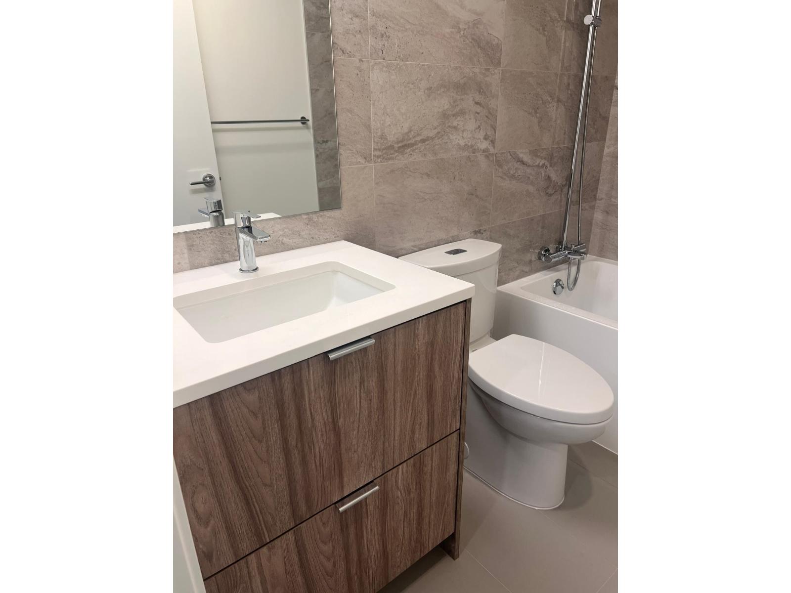 3211 13675 107a Avenue Property Photo 6