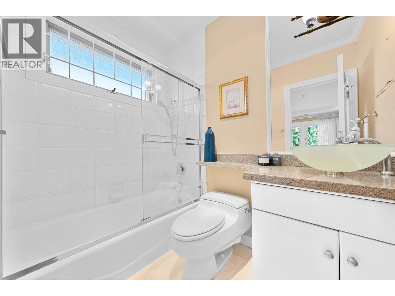 1426 W 48th Avenue Property Photo 18