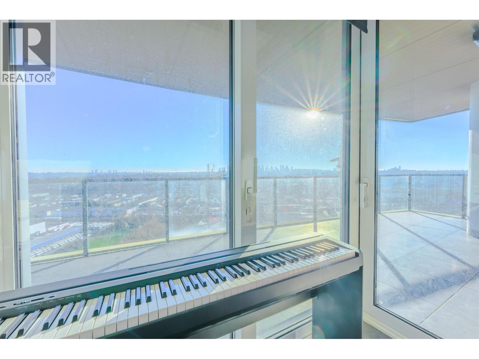 1602 4890 Lougheed Highway Property Photo 4