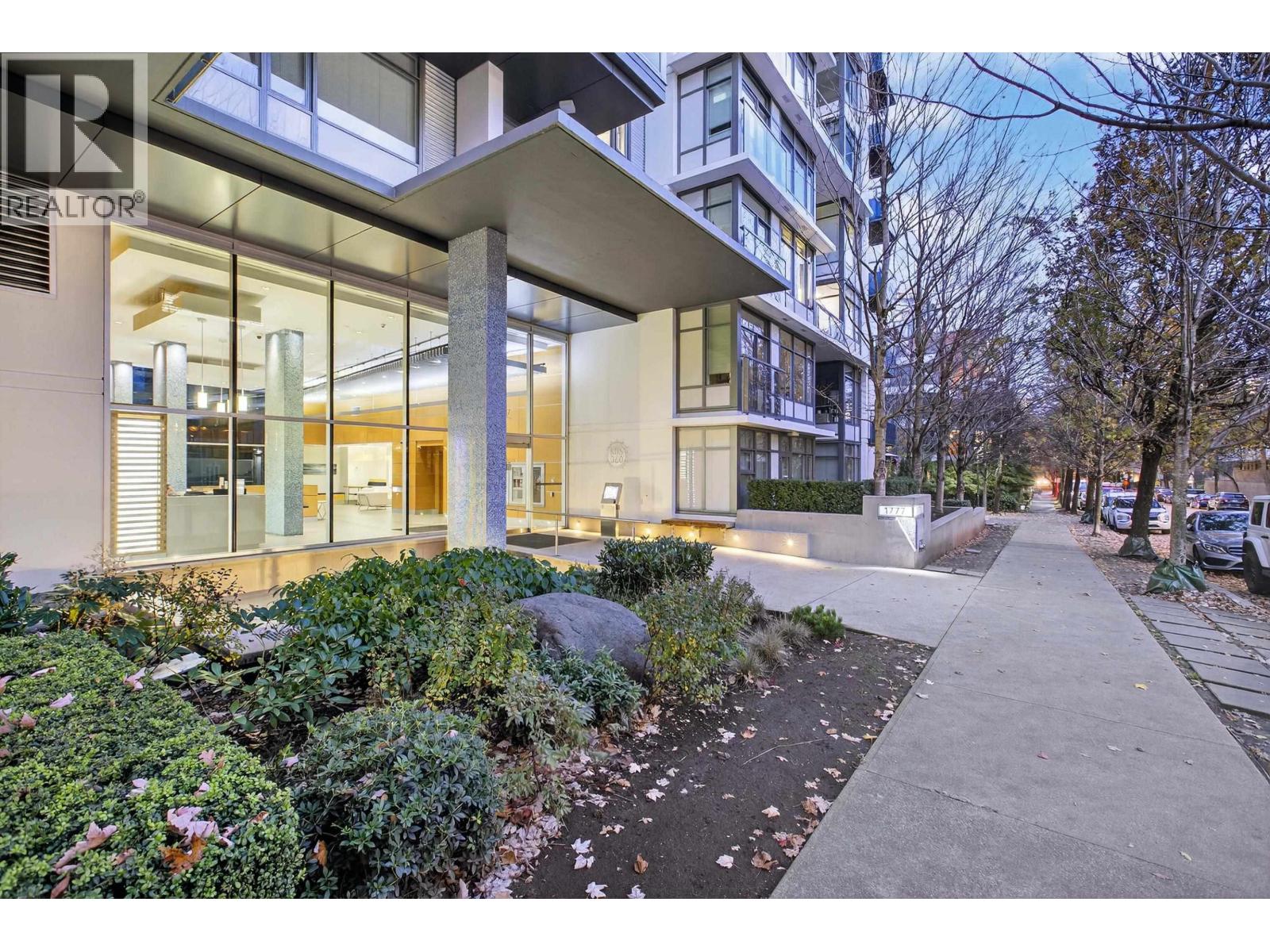 210 1777 W 7th Avenue Property Photo 2
