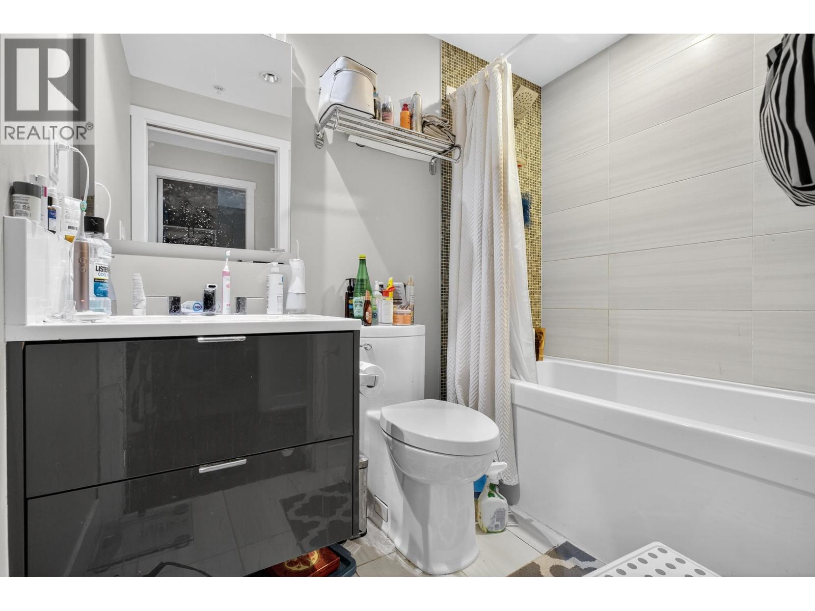 210 1777 W 7th Avenue Property Photo 16