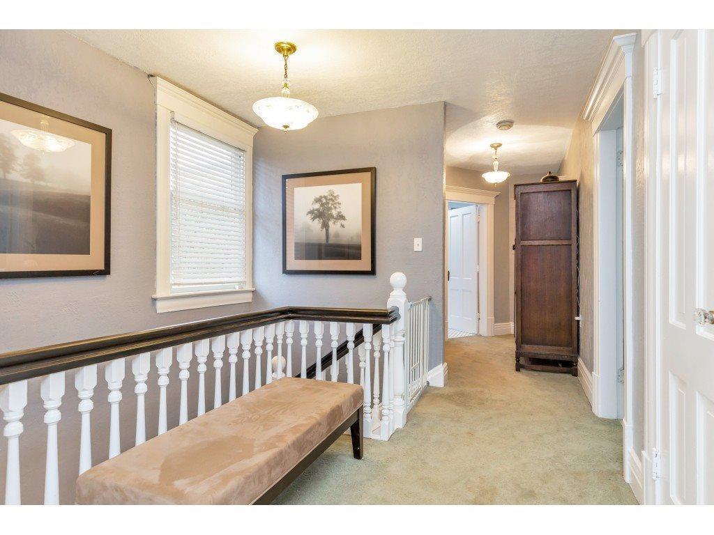 32945 3 Avenue Property Photo 5