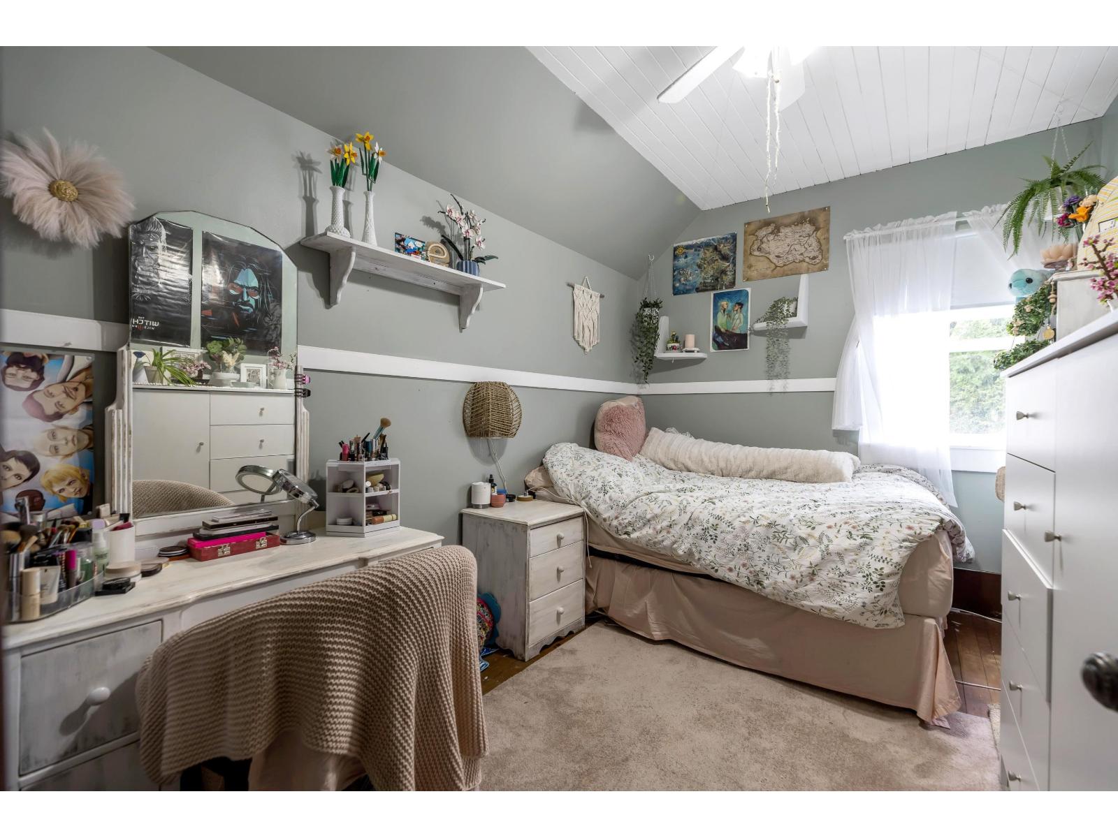 21293 96 Avenue Property Photo 15
