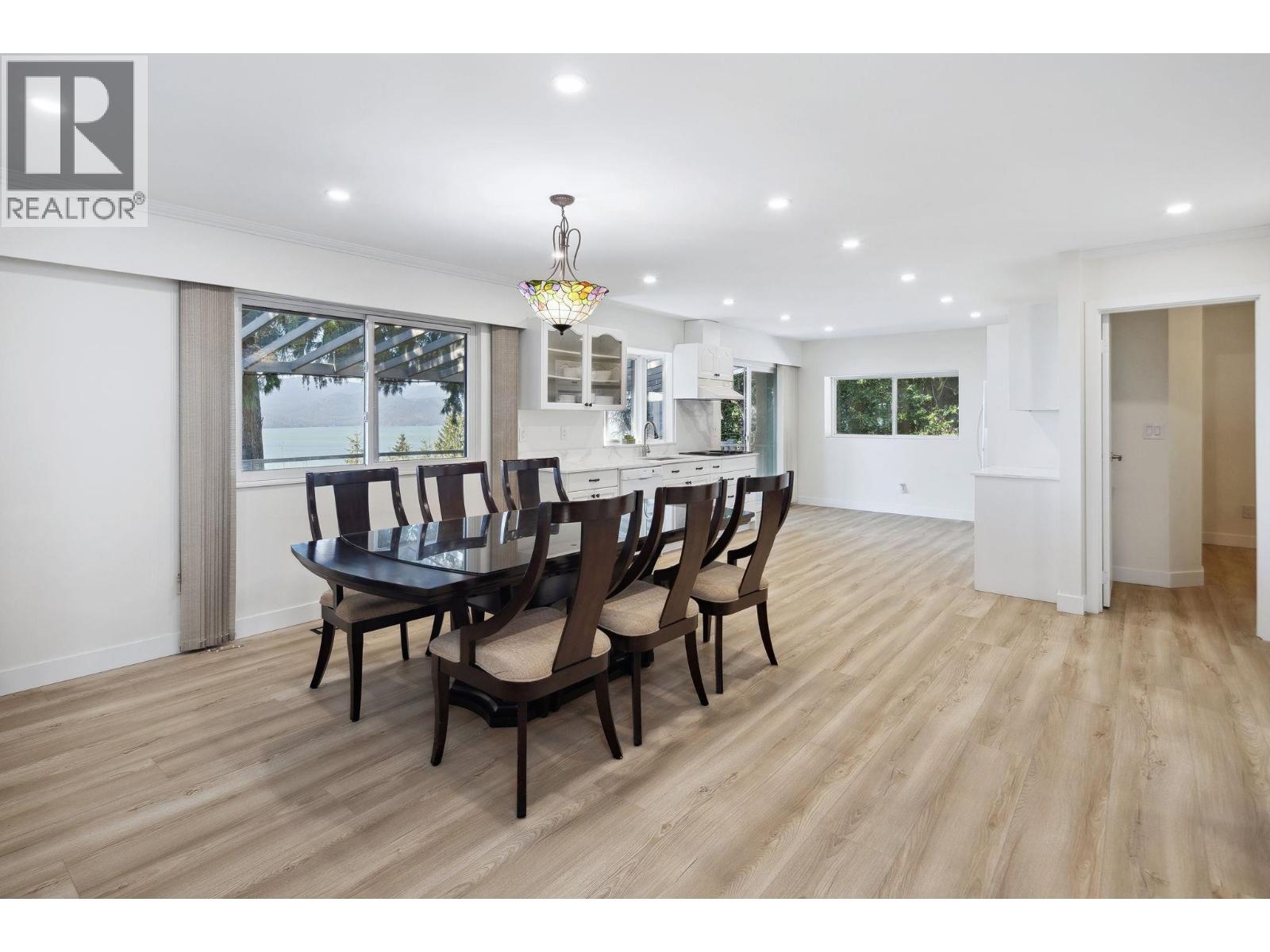 330 Bayview Road Property Photo 6