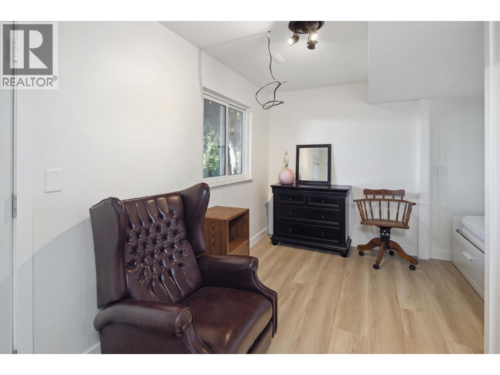 330 Bayview Road Property Photo 21