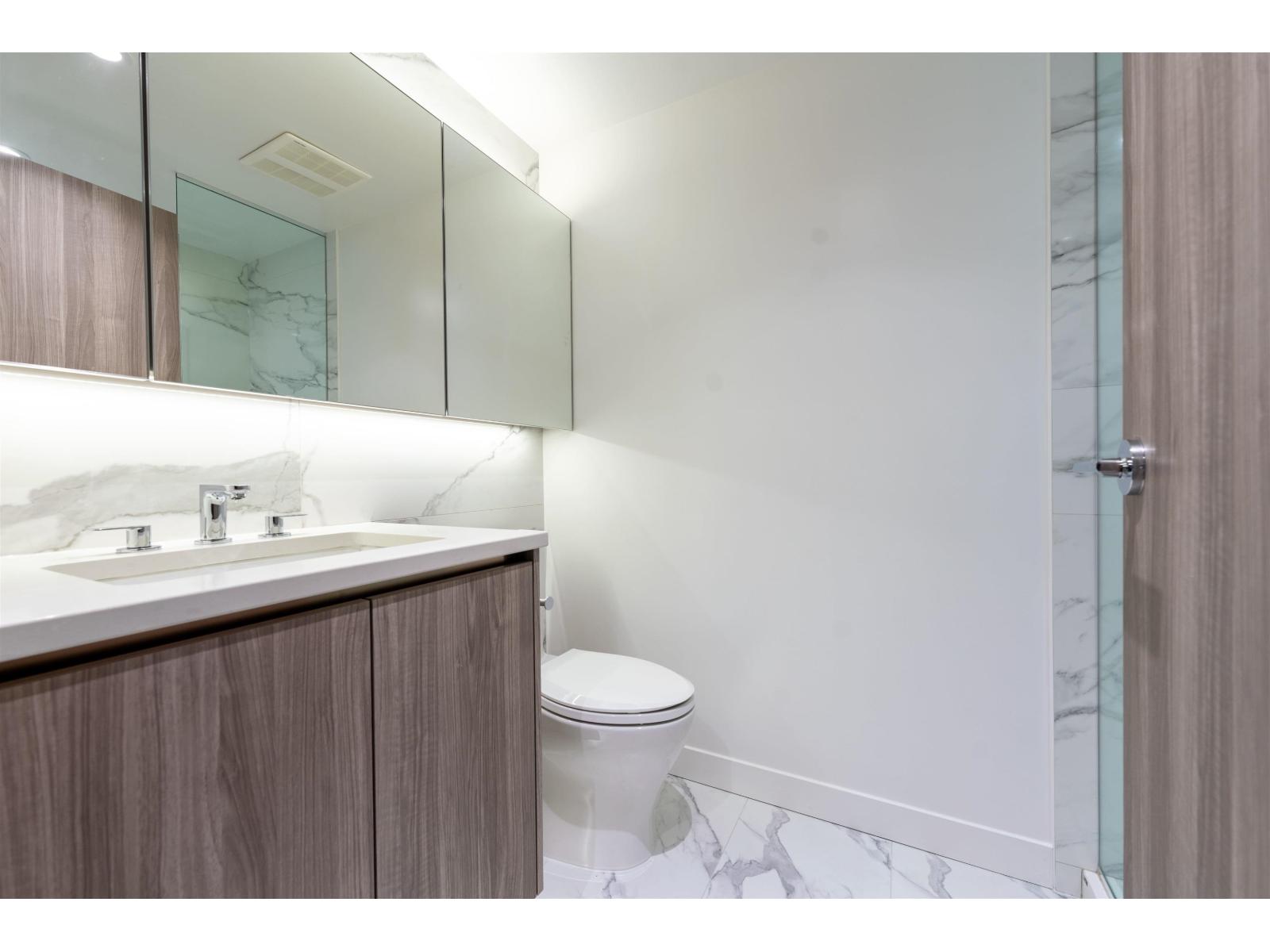1904 9887 Whalley Boulevard Property Photo 9