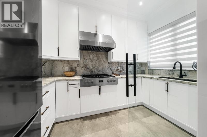 6559 Azure Road Property Photo 11