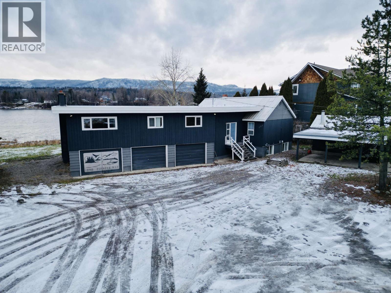 298 Pioneer Way Property Photo 5