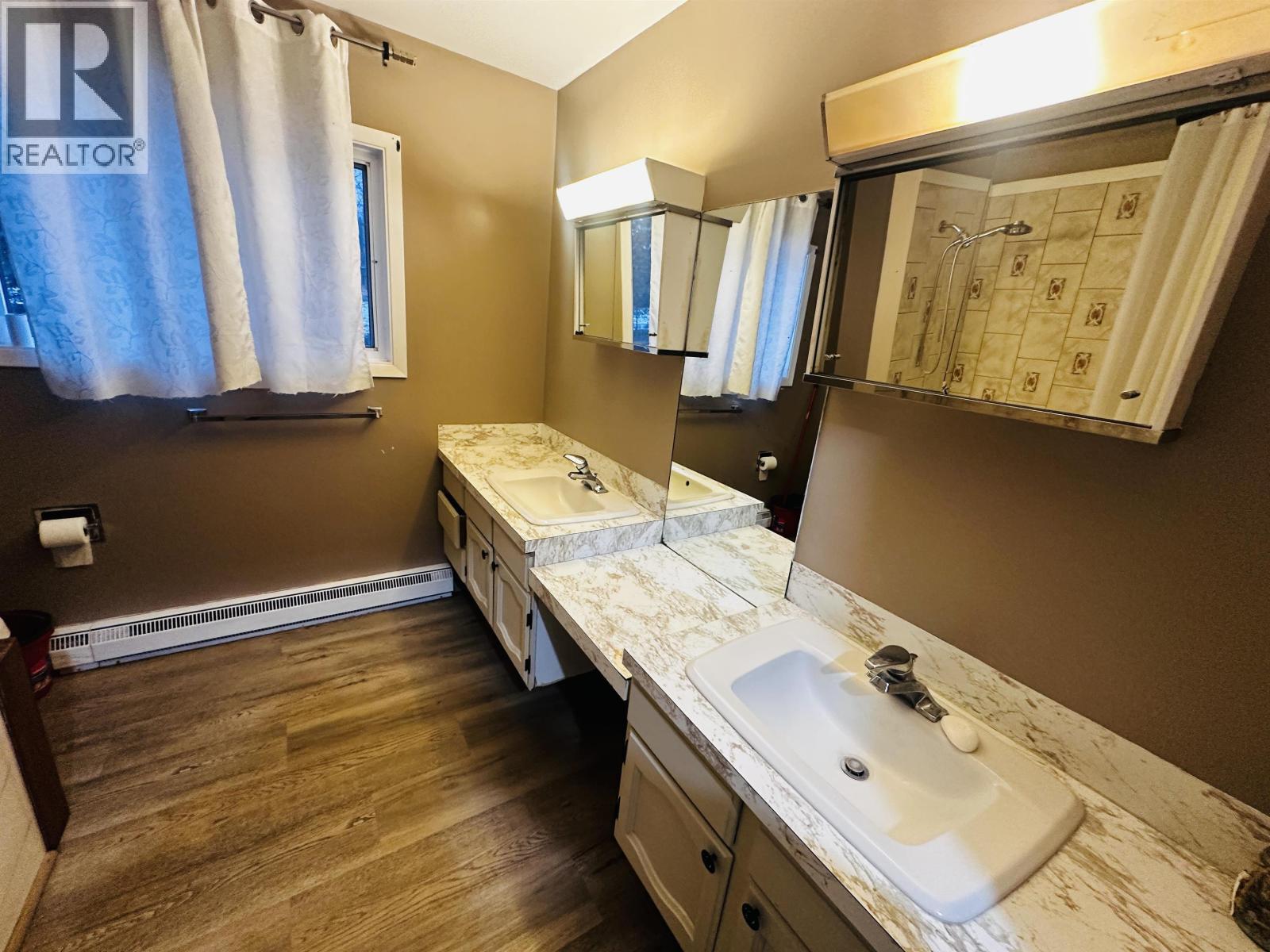 298 Pioneer Way Property Photo 20