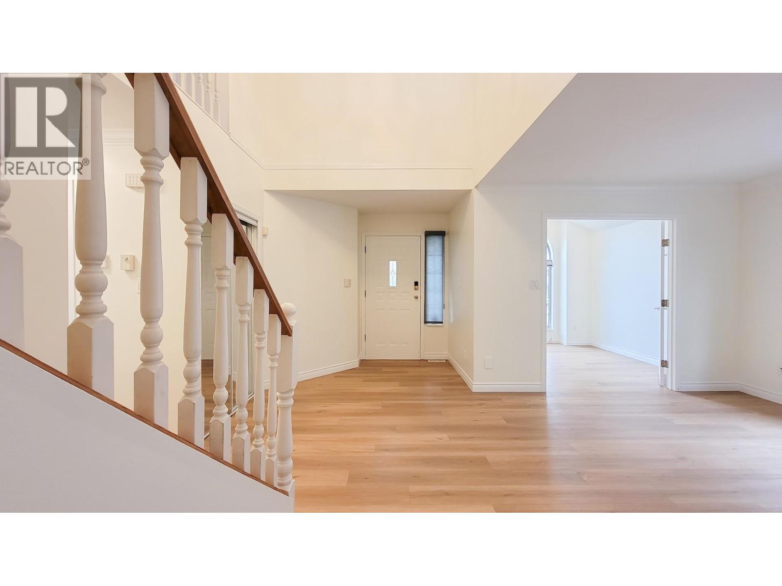 22260 Garratt Drive Property Photo 4