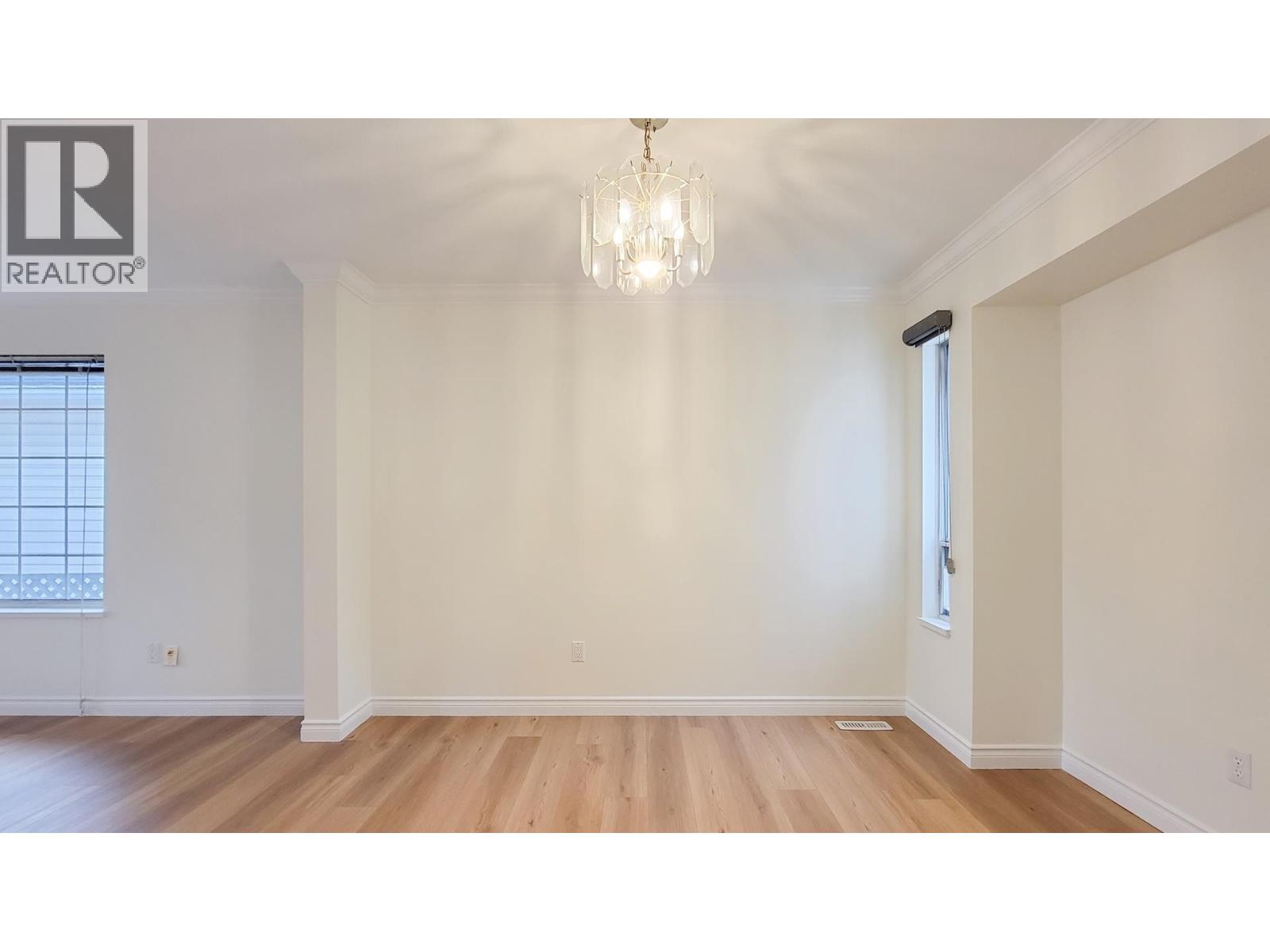 22260 Garratt Drive Property Photo 8