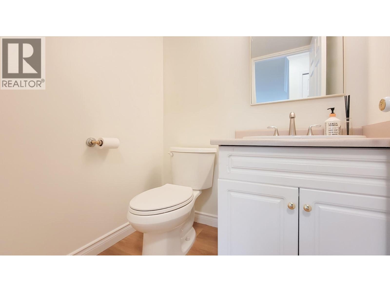 22260 Garratt Drive Property Photo 20