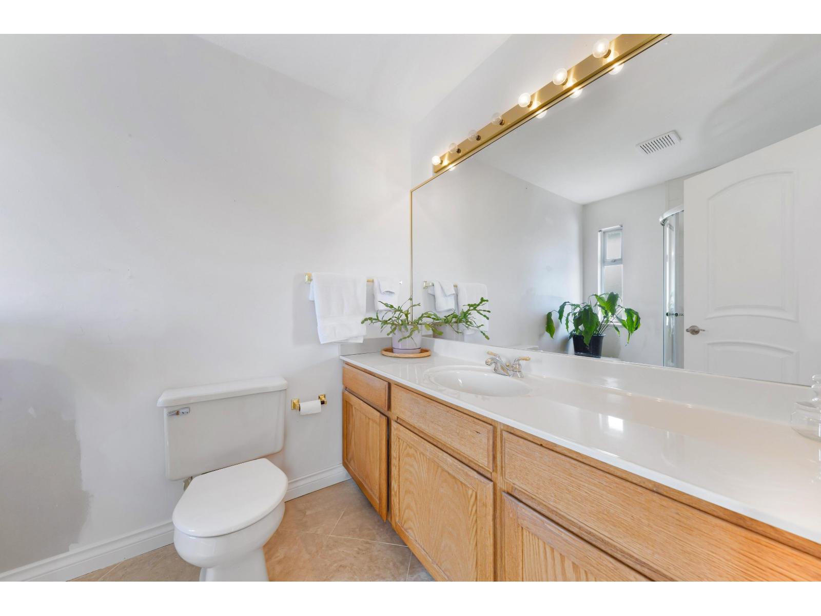 15852 100 Avenue Property Photo 22