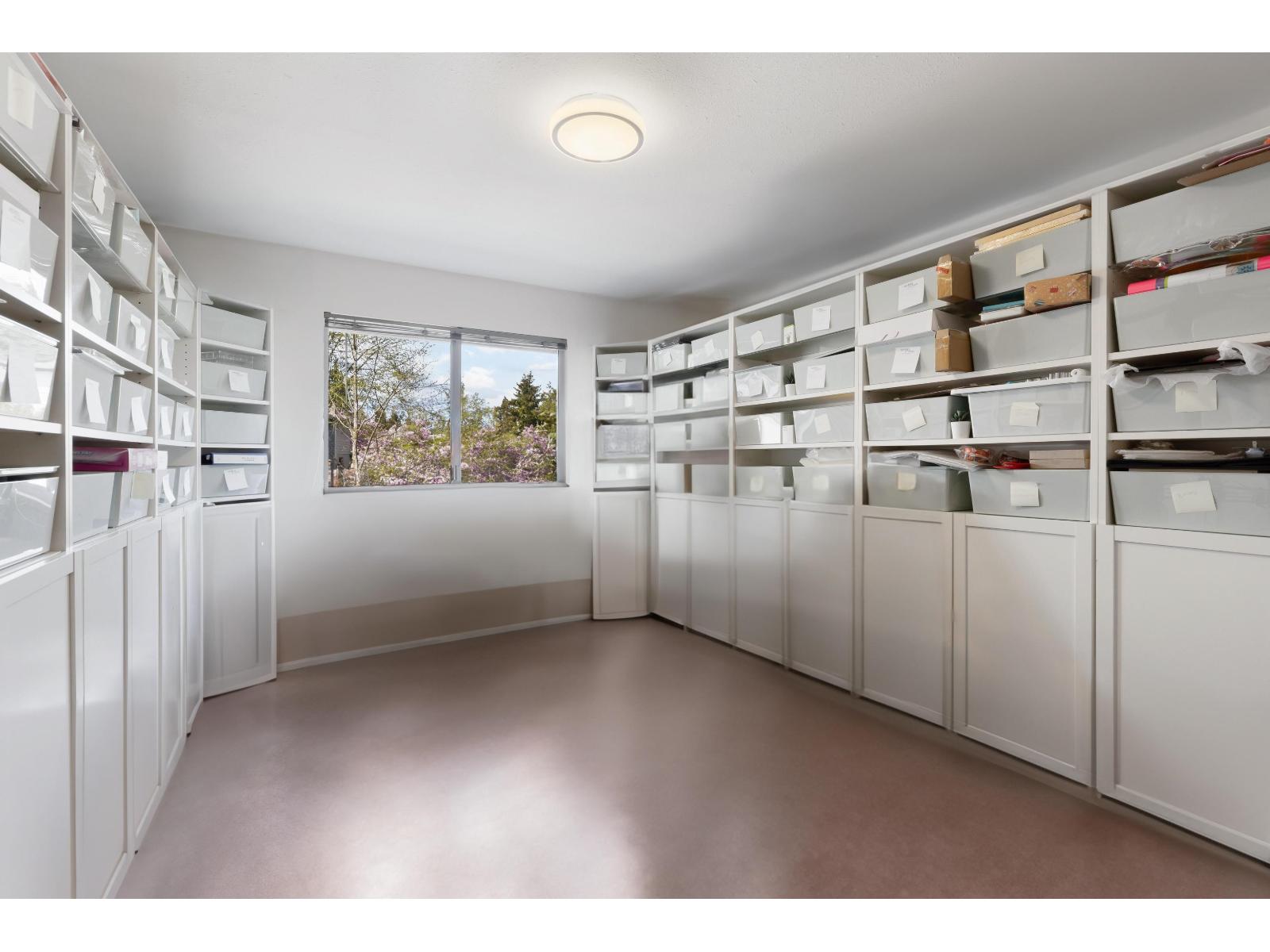 15852 100 Avenue Property Photo 23