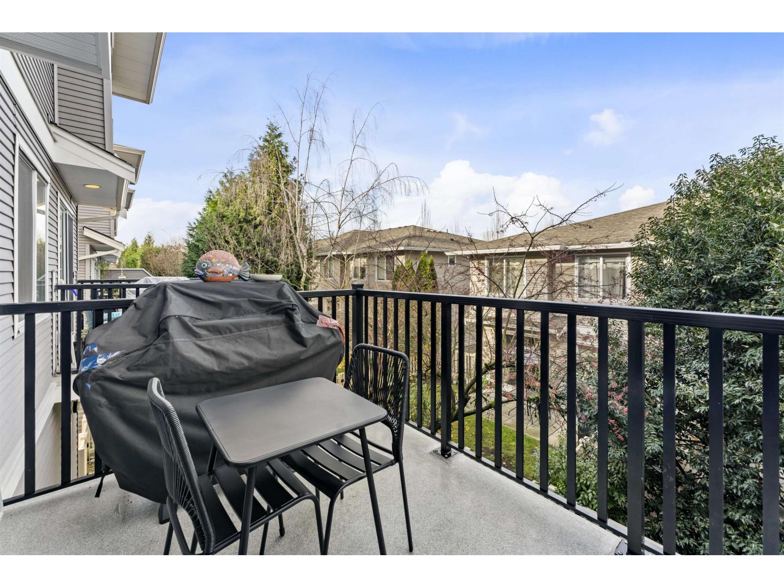 85 15155 62a Avenue Property Photo 13