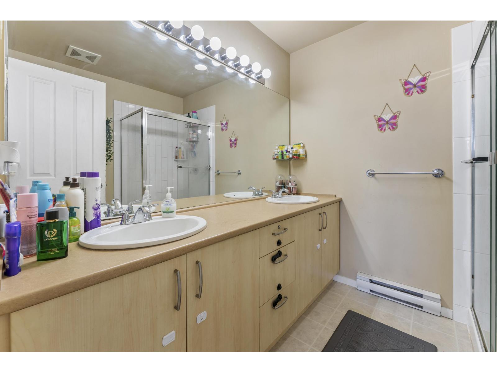 85 15155 62a Avenue Property Photo 18