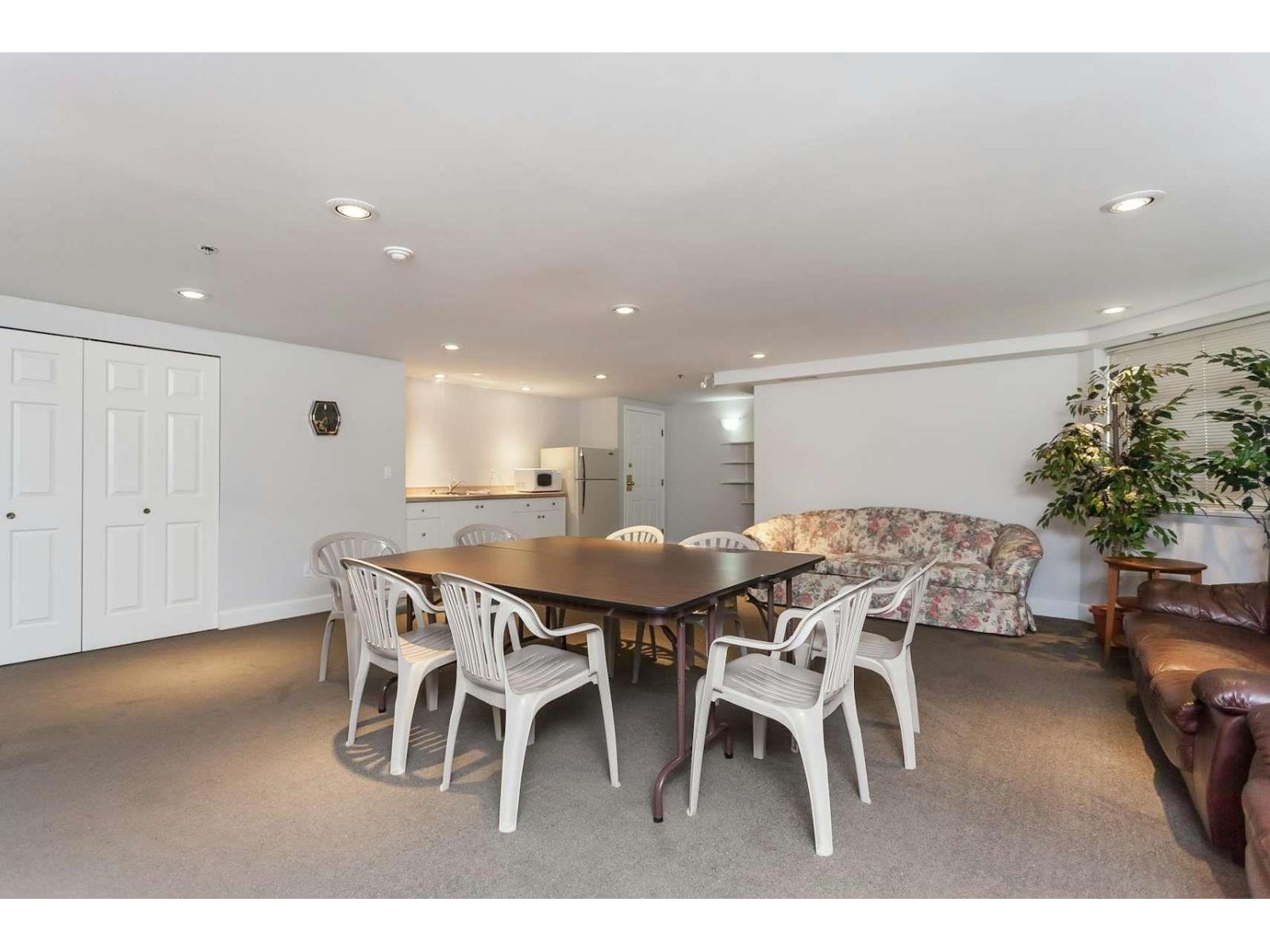 202 9299 121 Street Property Photo 7