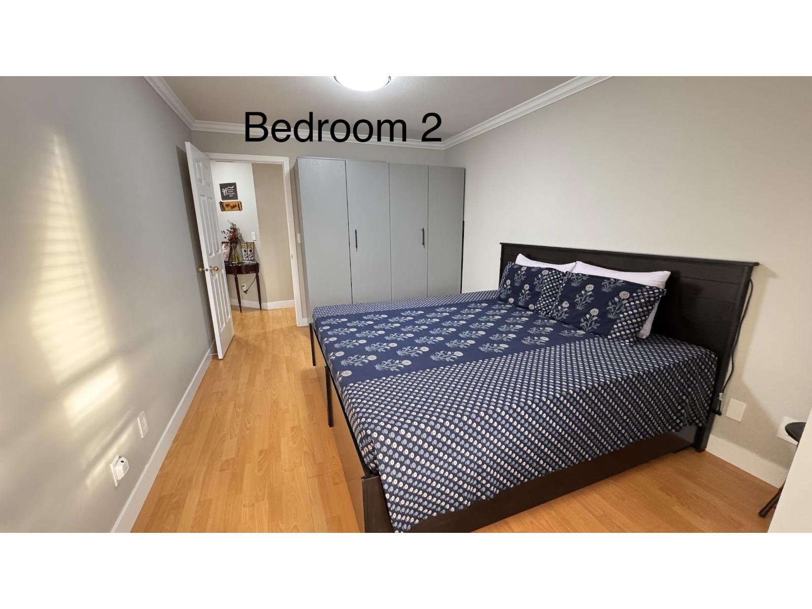 202 9299 121 Street Property Photo 9