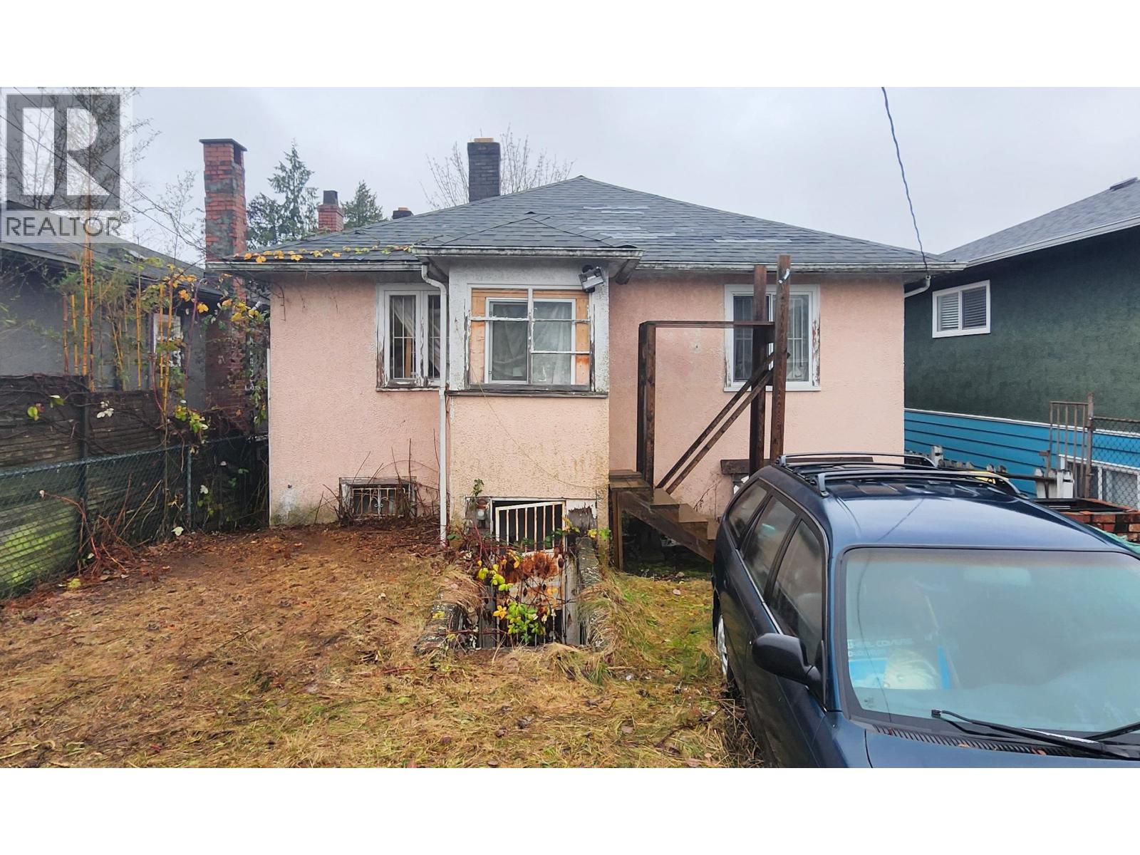 5302 Inverness Street Property Photo 2