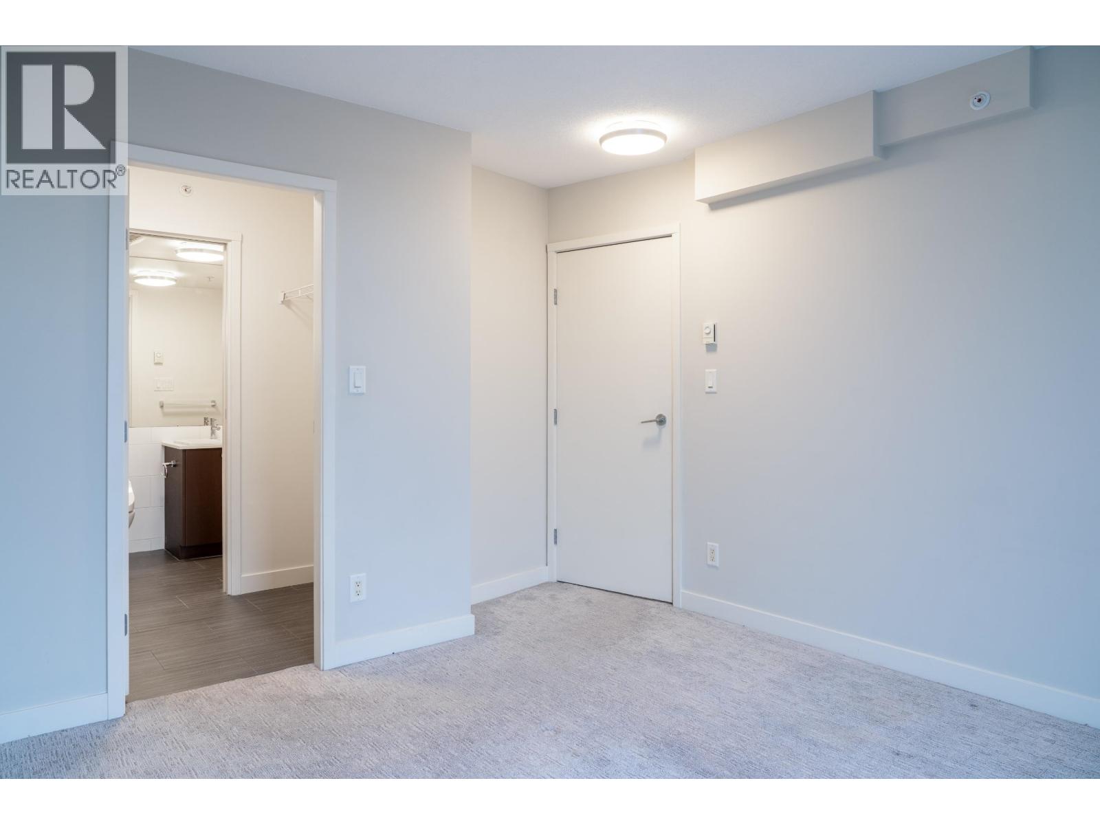 711 7080 No. 3 Road Property Photo 20