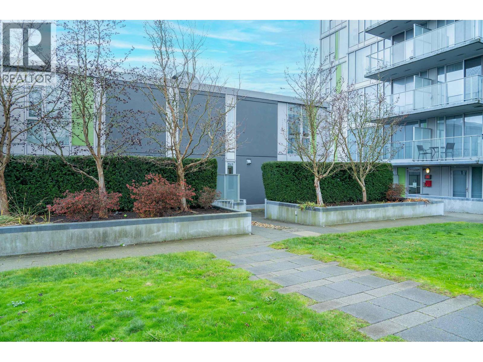711 7080 No. 3 Road Property Photo 35