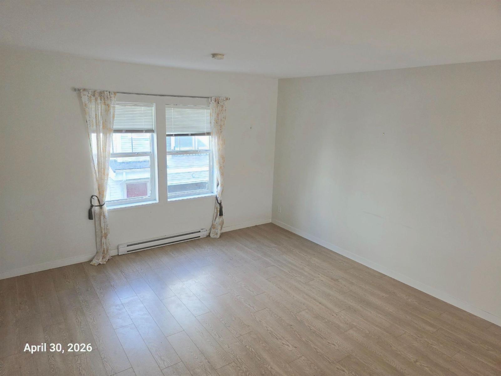 26 32633 Simon Avenue Property Photo 6