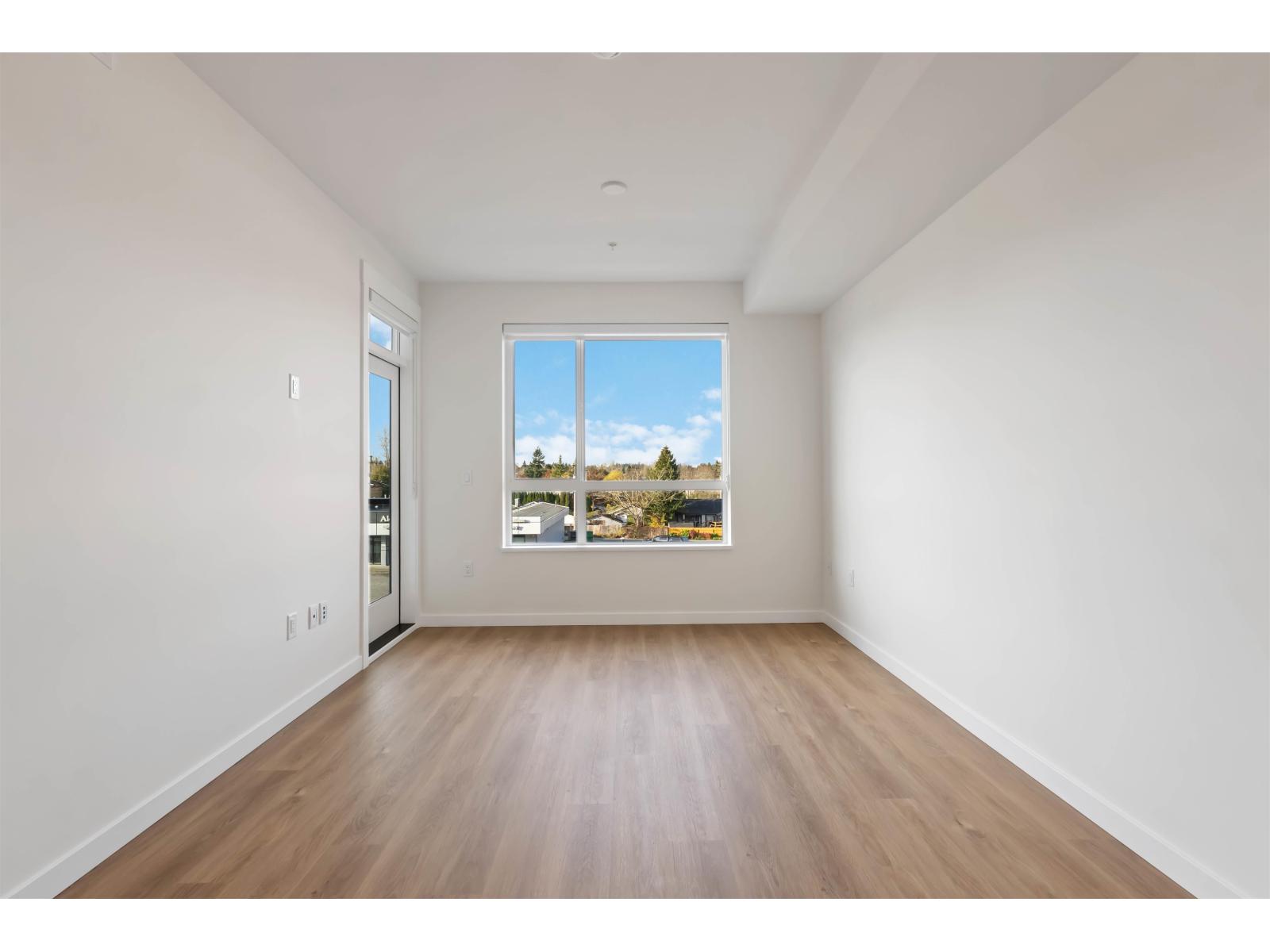 302 27215 Aldergrove Town Centre Drive Property Photo 8